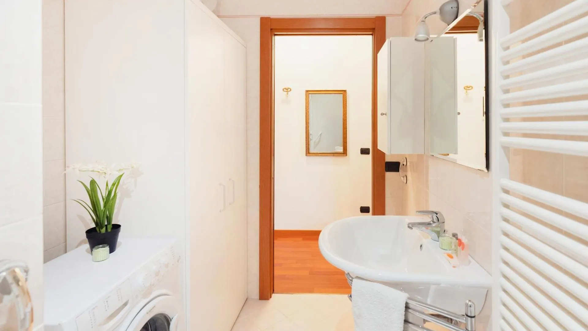 Gohost - Lovely Studio Flat Near The Thermae And Fondazione Prada Milan 0*,