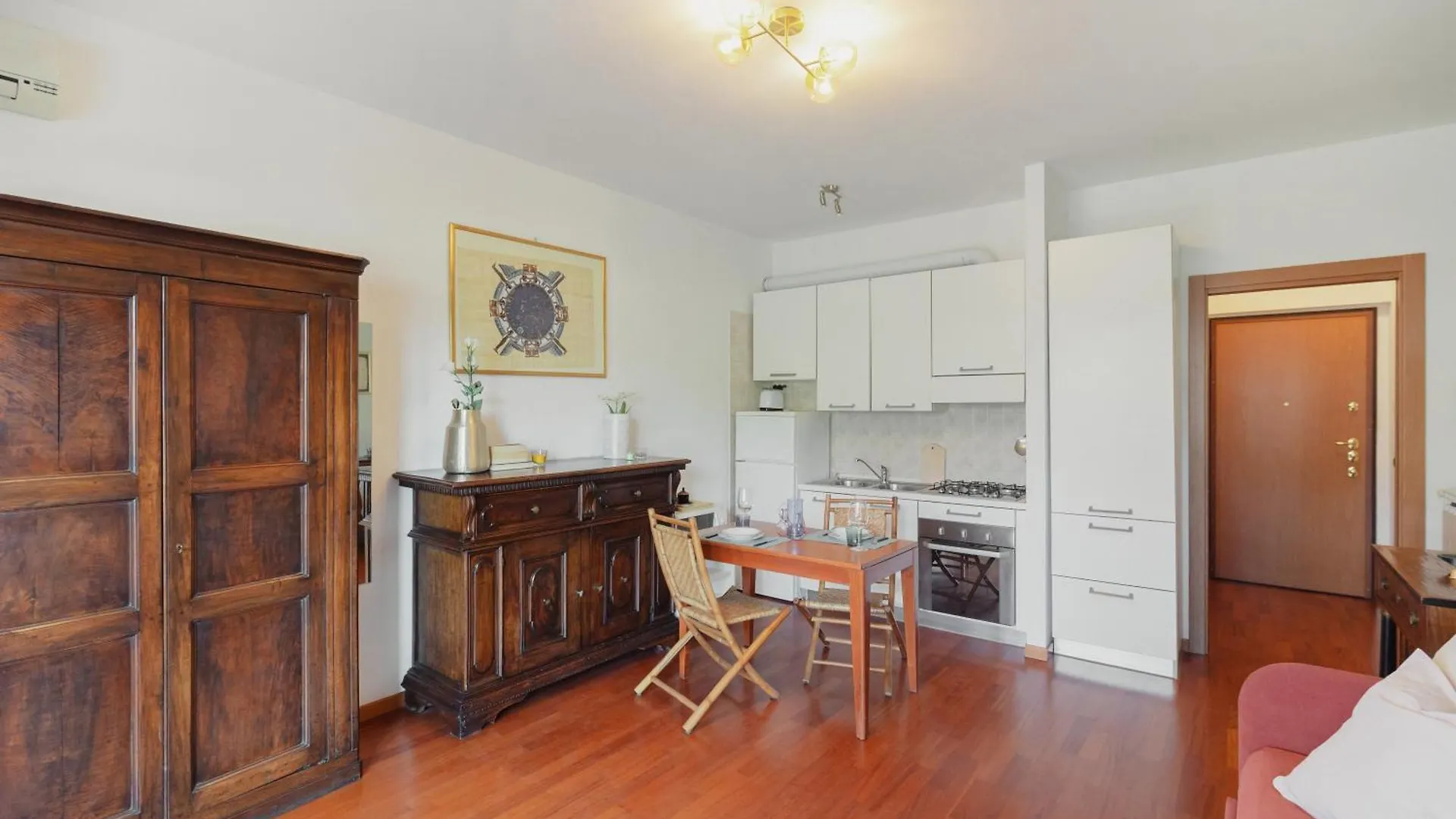Gohost - Lovely Studio Flat Near The Thermae And Fondazione Prada Milan 0*,